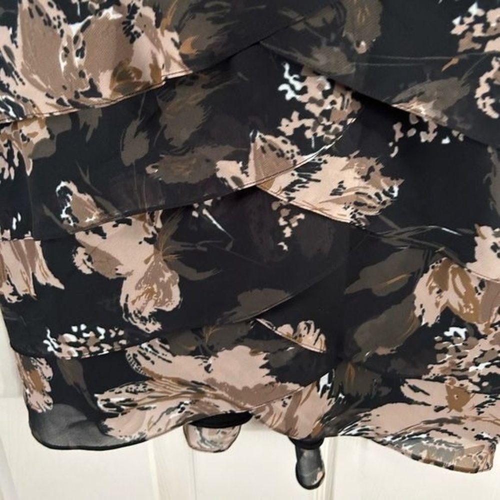 Adrianna Papell Tiered Cocktail Dress Sz 6 - Picture 9 of 16